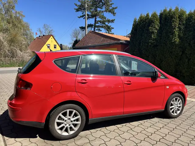 Seat Altea XL view 4