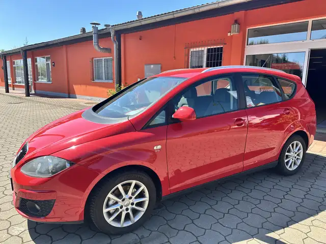 Seat Altea XL view 3