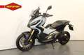 Honda X-ADV 750 Grijs - thumbnail 2