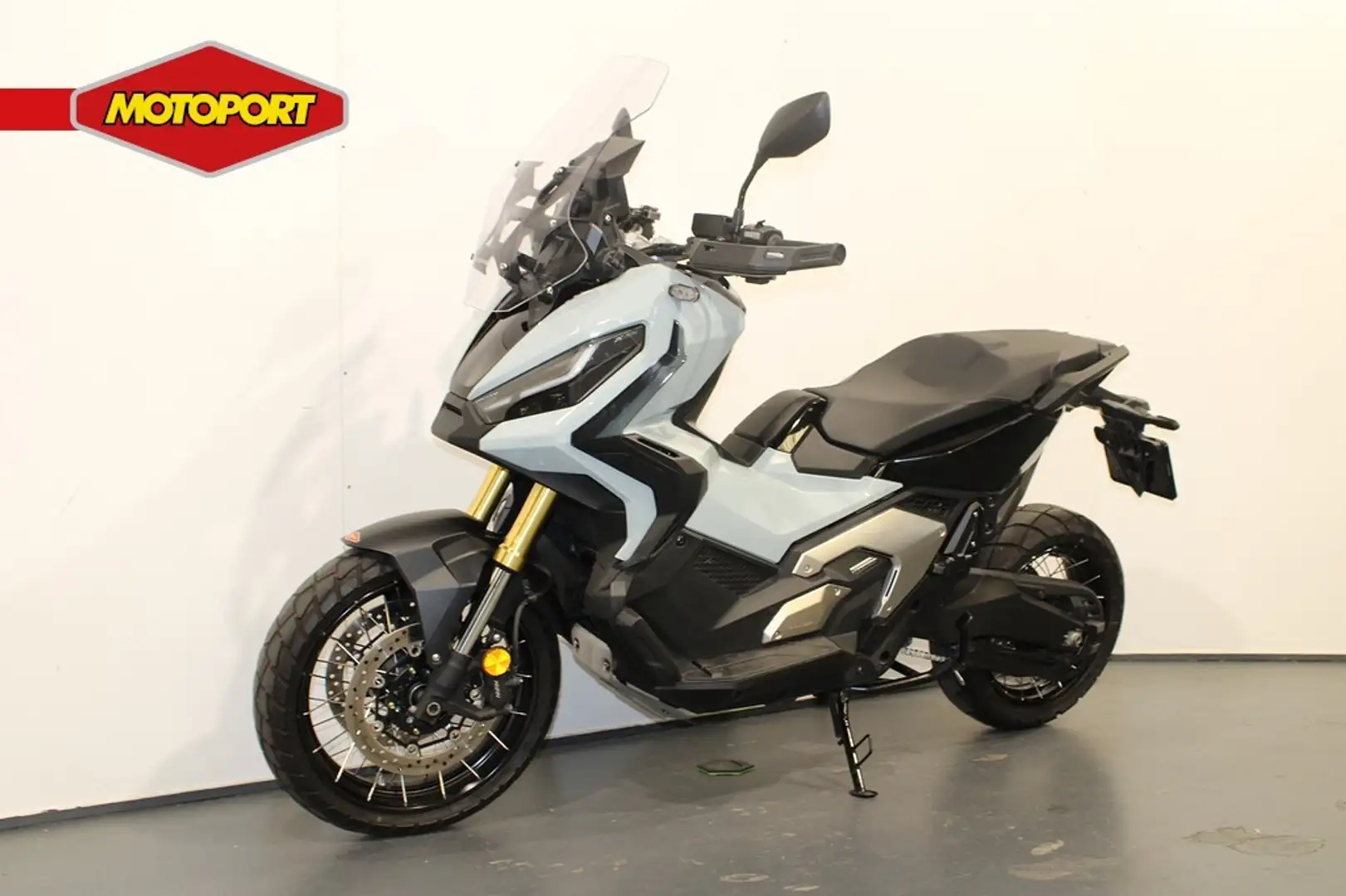 Honda X-ADV 750 Grijs - 2