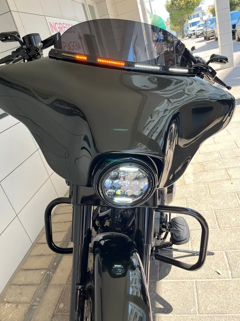 Harley-Davidson Electra Glide - 1