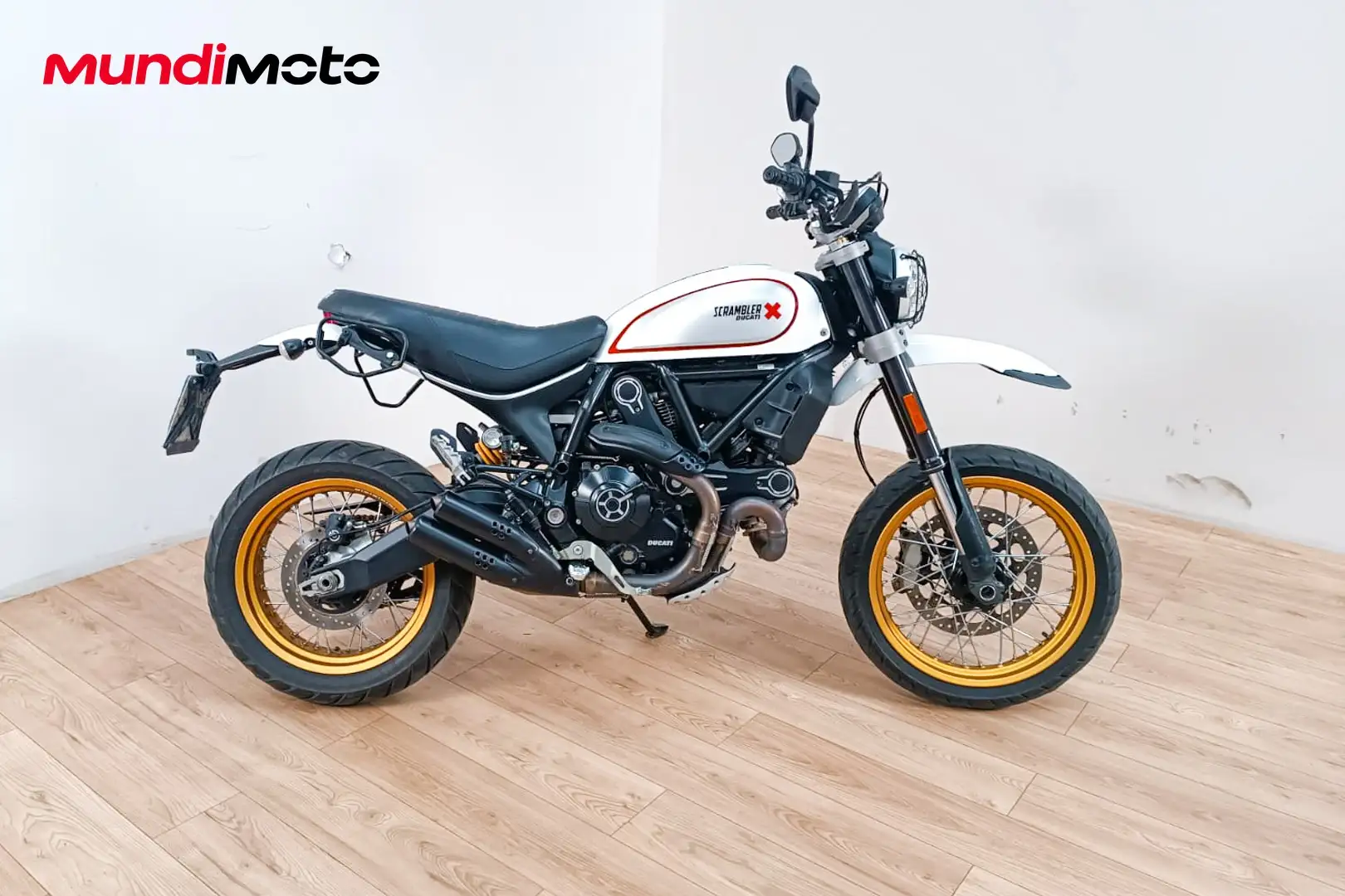 Ducati Scrambler - 1