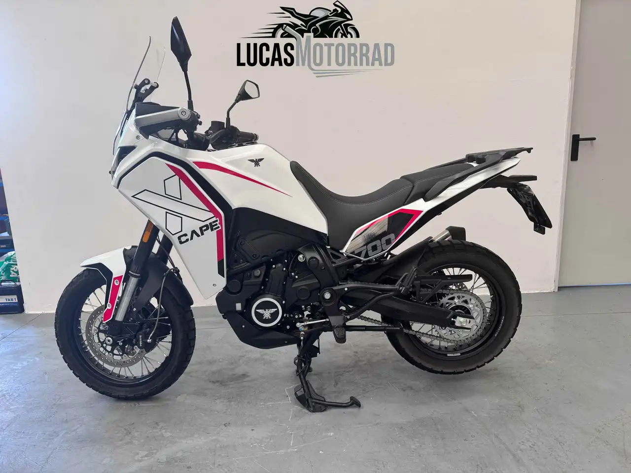 Moto Morini X-Cape