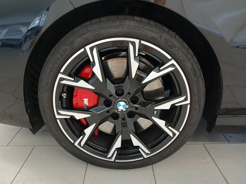 BMW 120 i M Sport PRO MASSAGE/AHK/HEADUP/360°/H&K/ACC — photo 3