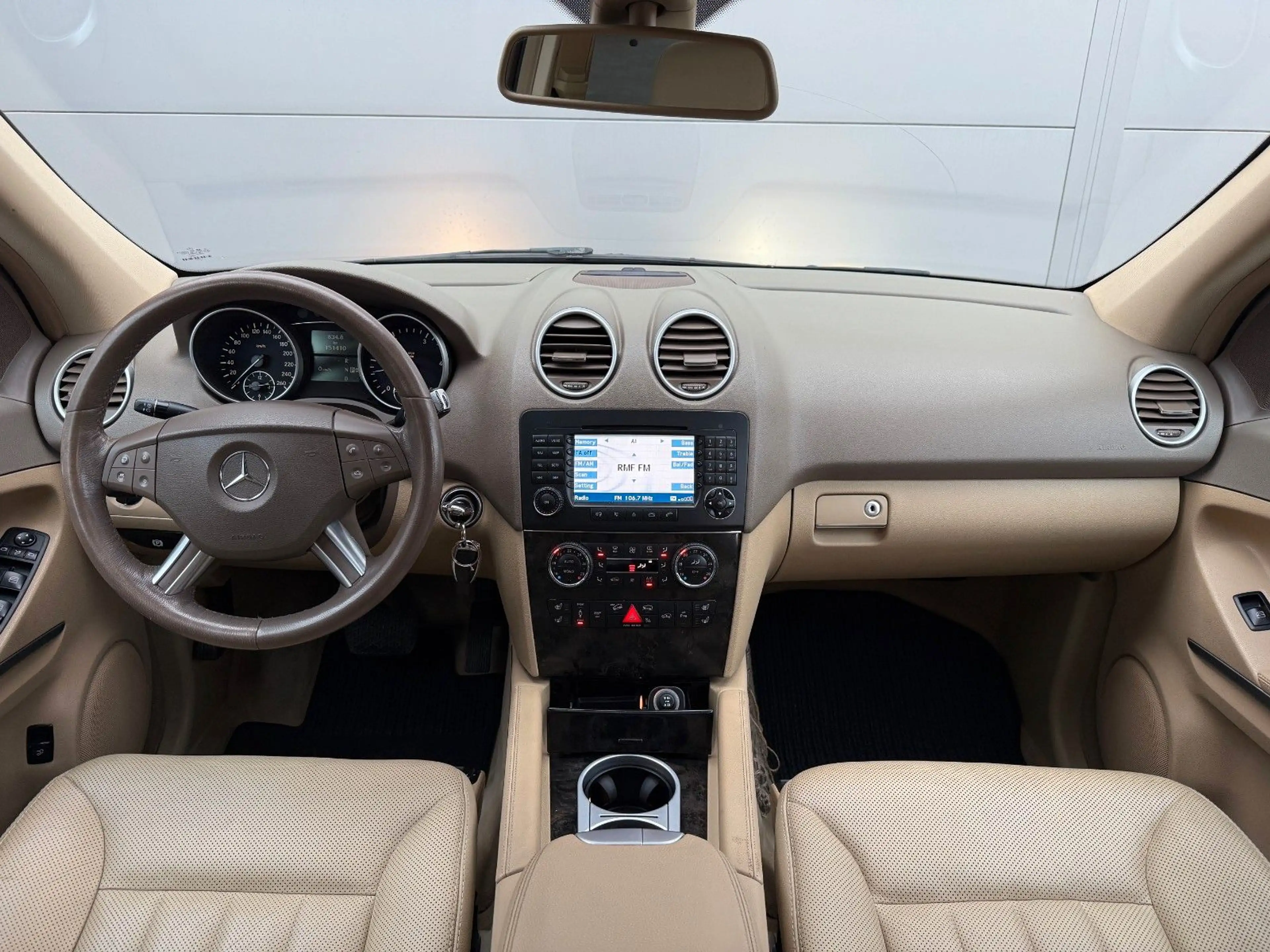 Mercedes-Benz ML 420 CDI — photo 14