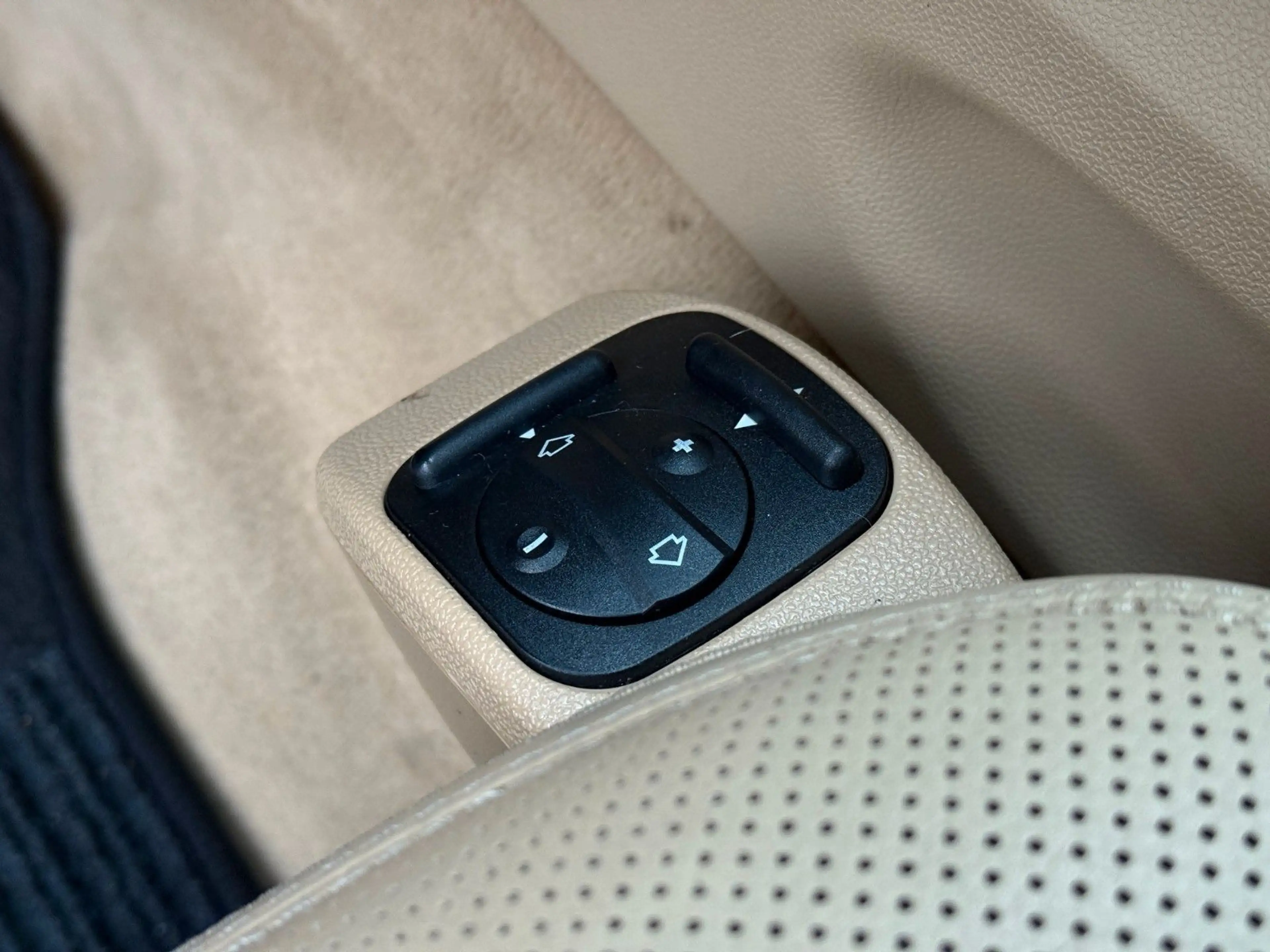 Mercedes-Benz ML 420 CDI — photo 15