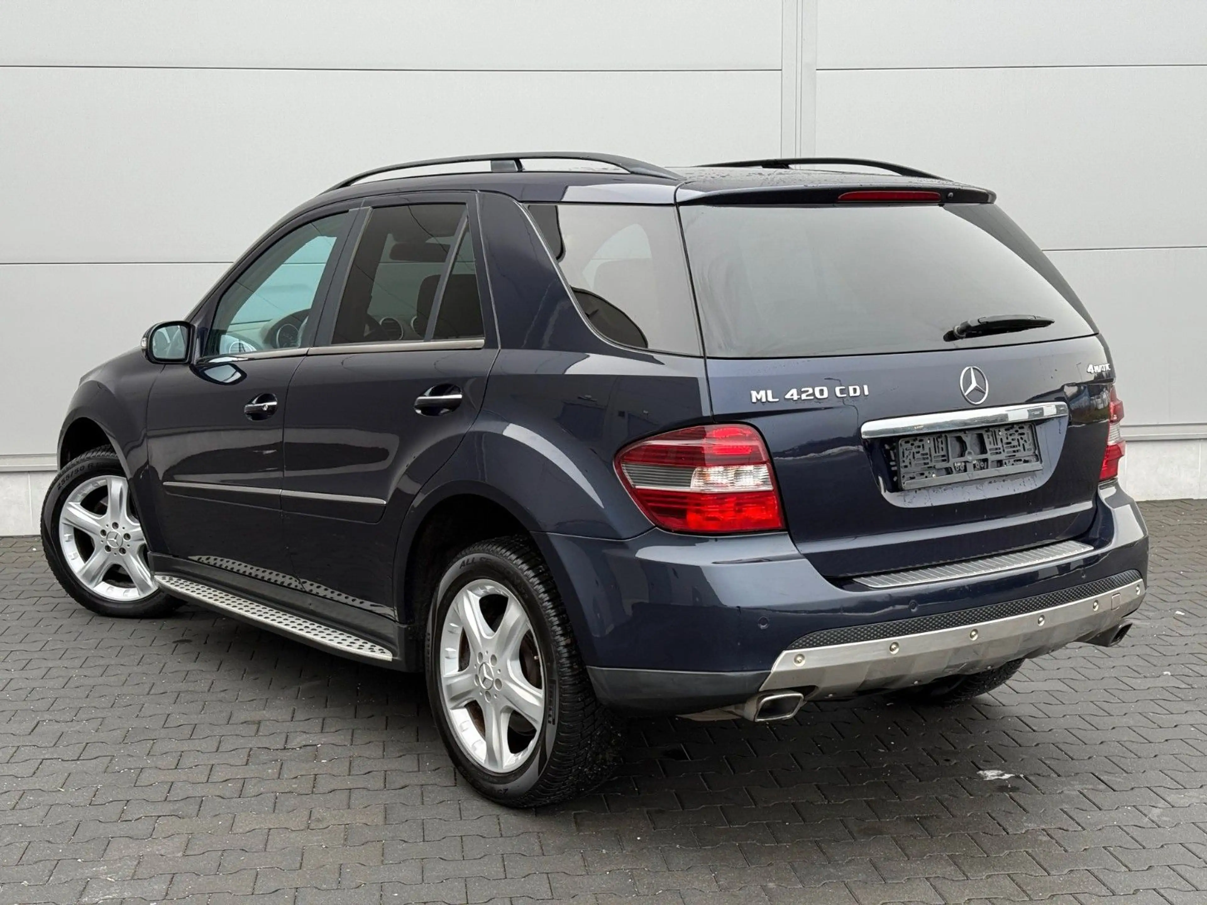 Mercedes-Benz ML 420 CDI — photo 8