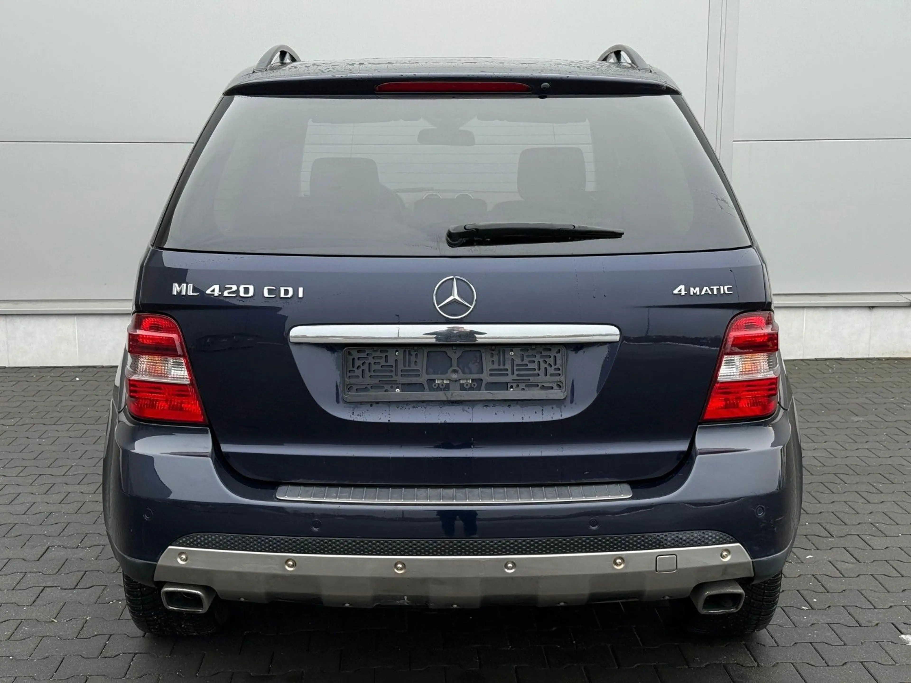 Mercedes-Benz ML 420 CDI — photo 7