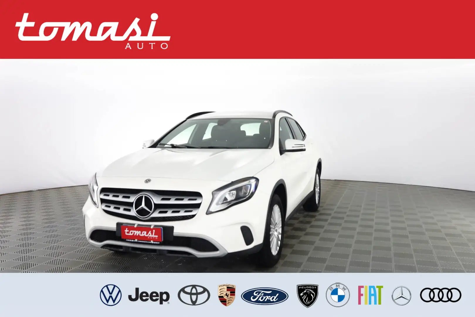 Mercedes-Benz GLA 200 d Automatic Business FARI LED,ADVANTAGE PACK Bianco - 1