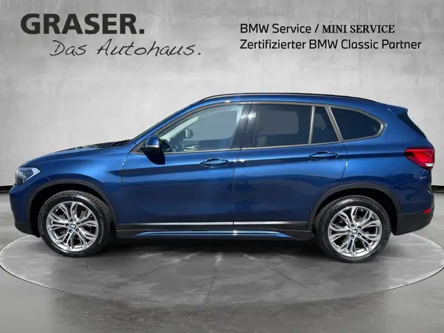 BMW X1 view 3
