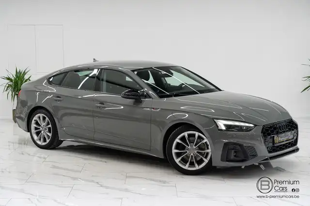 Audi A5 view 7