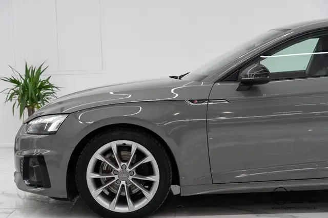 Audi A5 view 12