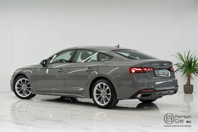 Audi A5 view 13
