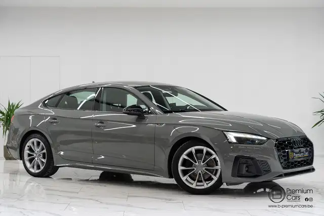 Audi A5 view 6