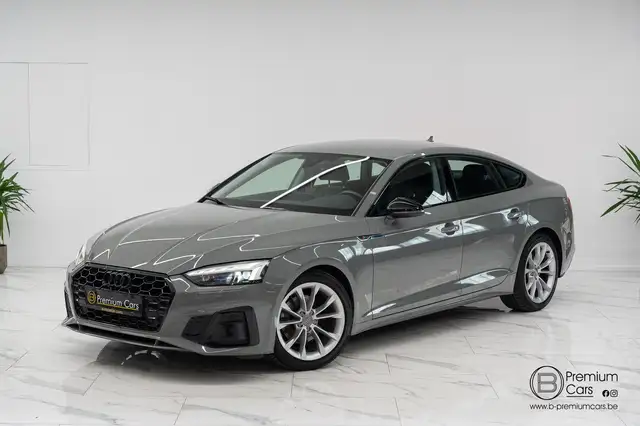 Audi A5 view 2