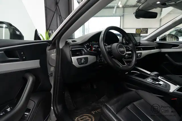 Audi A5 view 9