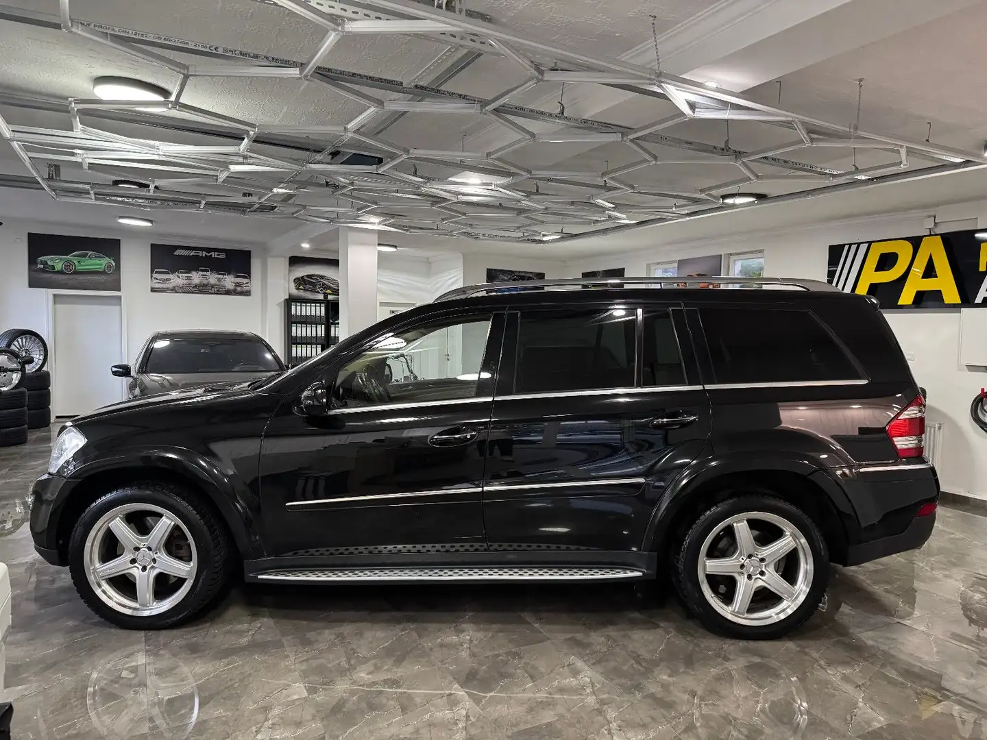 Mercedes-Benz GL 500 4Matic / 7-Sitzer LPG Schiebedach Xenon Schwarz - 2