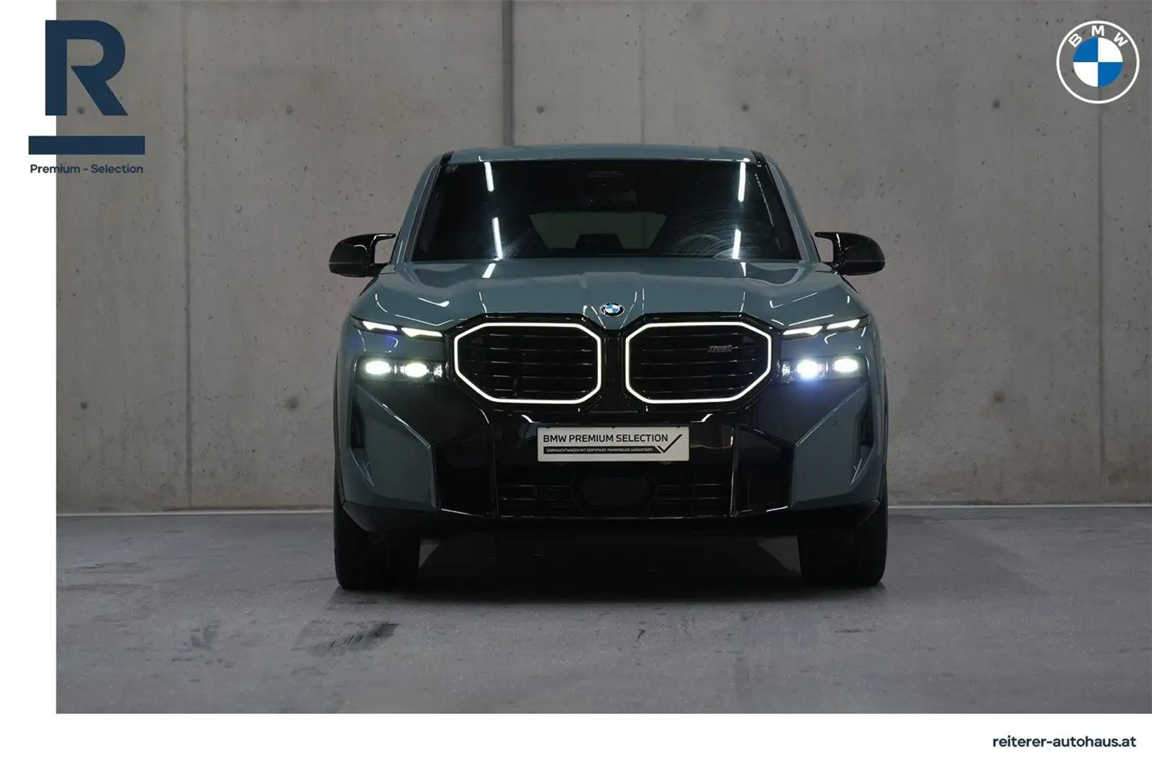 BMW XM zelena - 2