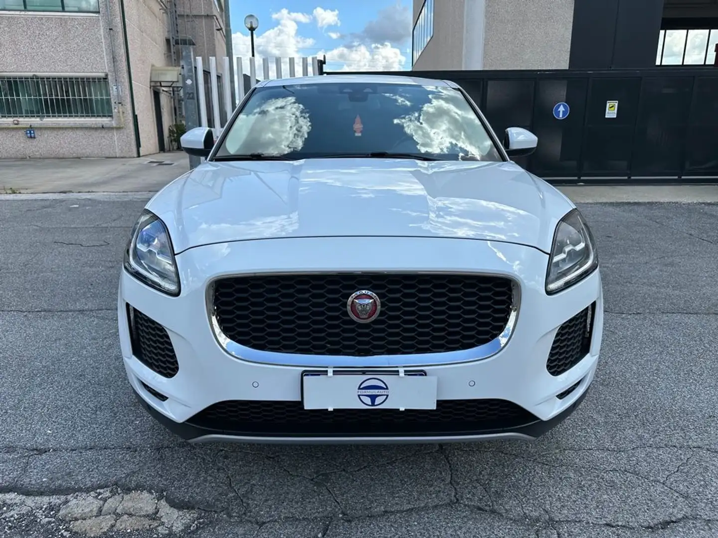 Jaguar E-Pace 2.0D AWD aut.SE 150cv Bianco - 2