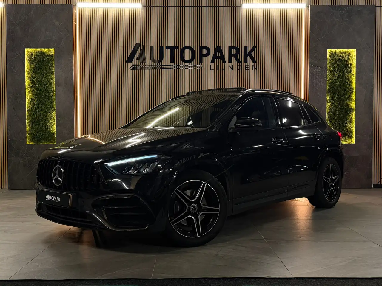 Mercedes-Benz GLA 200