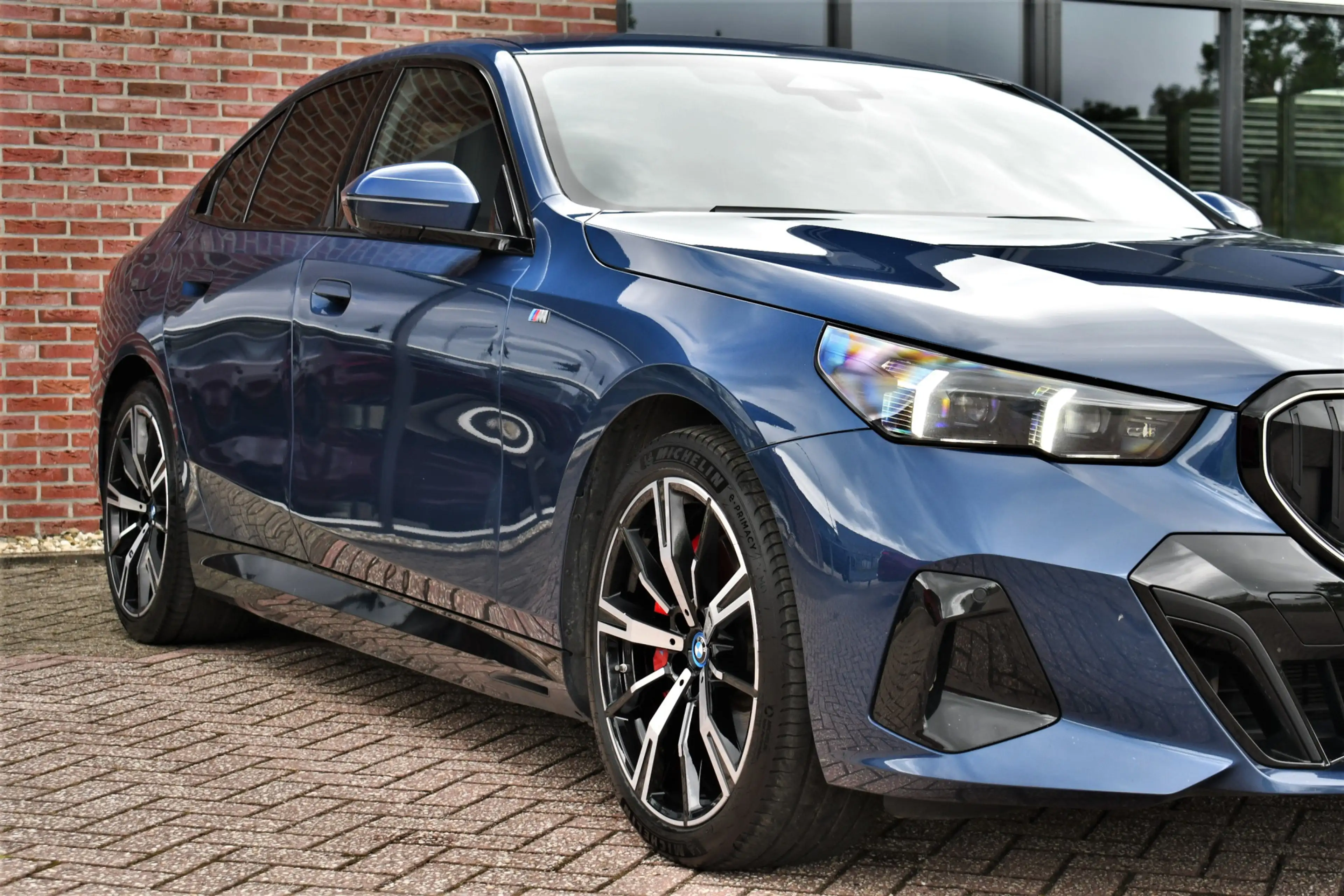BMW 550 5-serie 550e xDrive M-Sport Pro B&W Trekh Prof-ond — photo 33