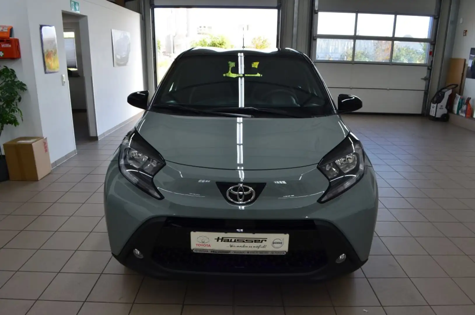 Toyota Aygo X 1,0 5-Gang Teamplayer*TZ*AppleCarPlay/Andoid* Grigio - 2