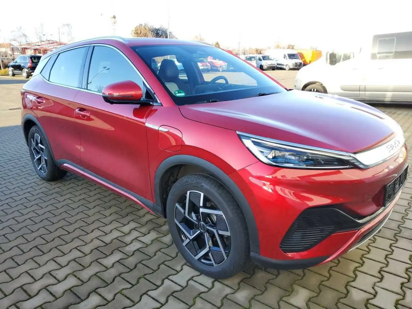 BYD Atto 3 Comfort 97% Batt Wärmepumpe Sommerr LED SHZ Rot - 2