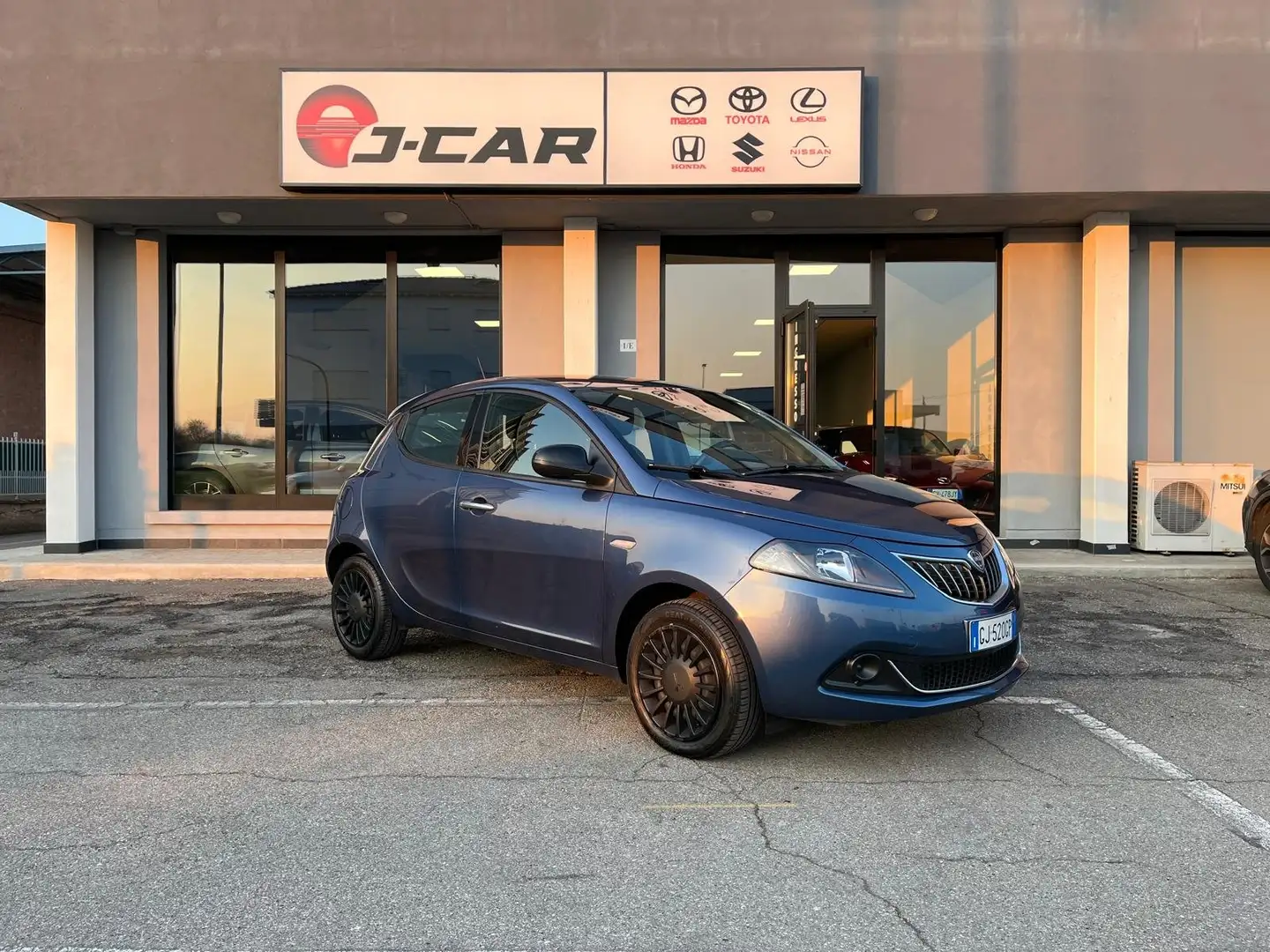 Lancia Ypsilon Ypsilon 1.0 firefly hybrid Silver s Blu/Azzurro - 1