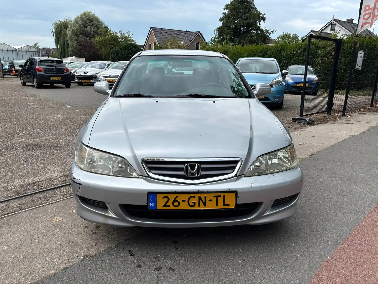 Honda Accord 1.8i LS Grau - 2