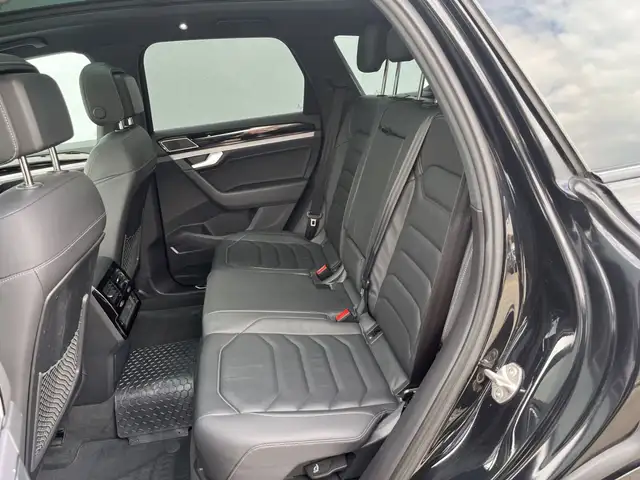 Volkswagen Touareg 3.0 V6 TDI R-Line 4Motion Ansicht 11