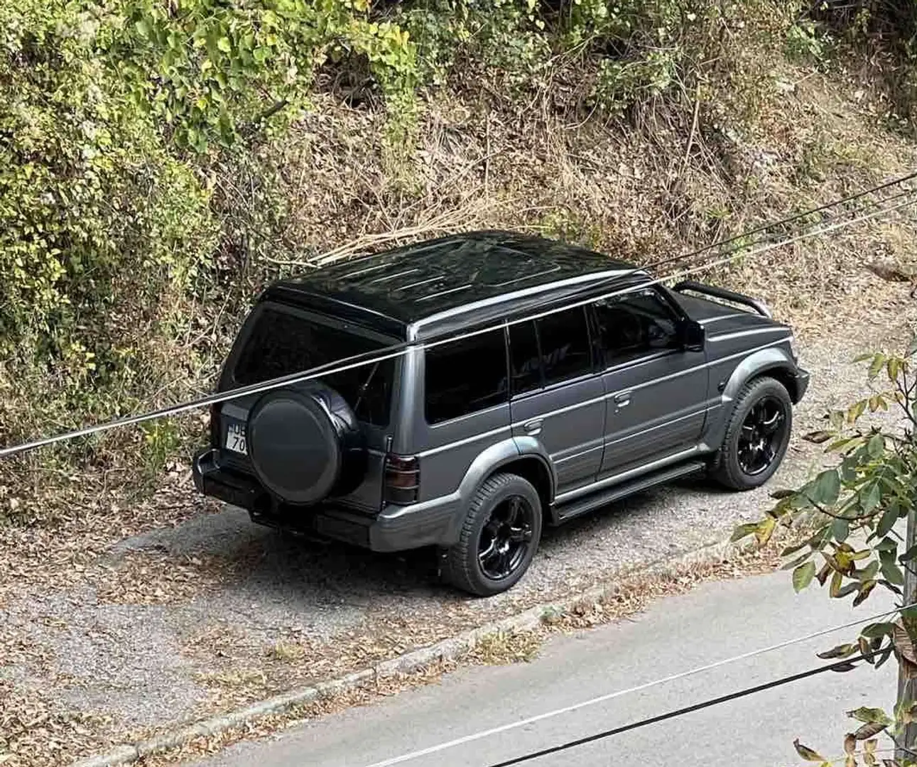 Mitsubishi Pajero 2500 TD GLX Grau - 2