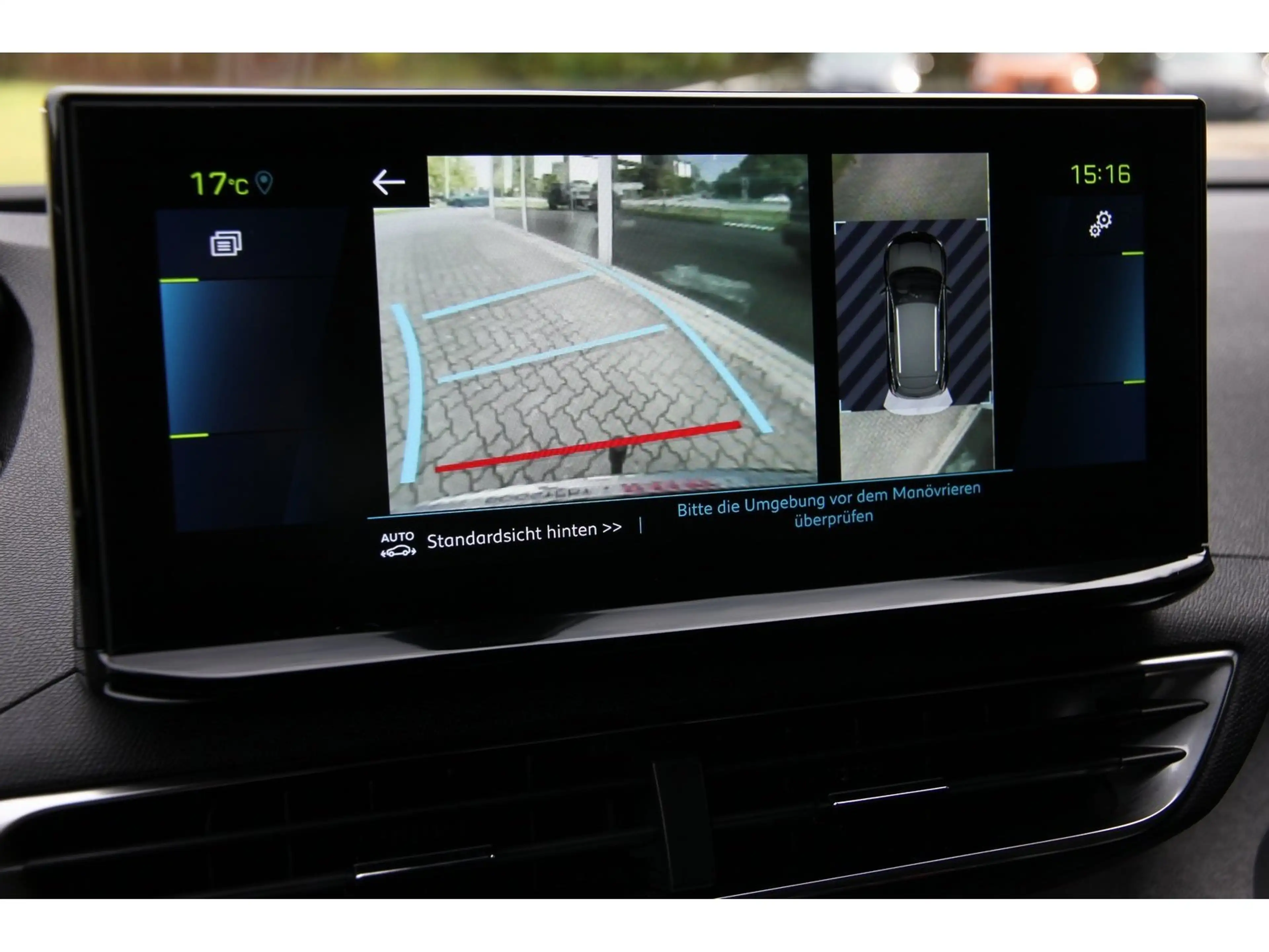 Peugeot 3008 GT Pack Hybrid4 300 Night Vision Focal — photo 28