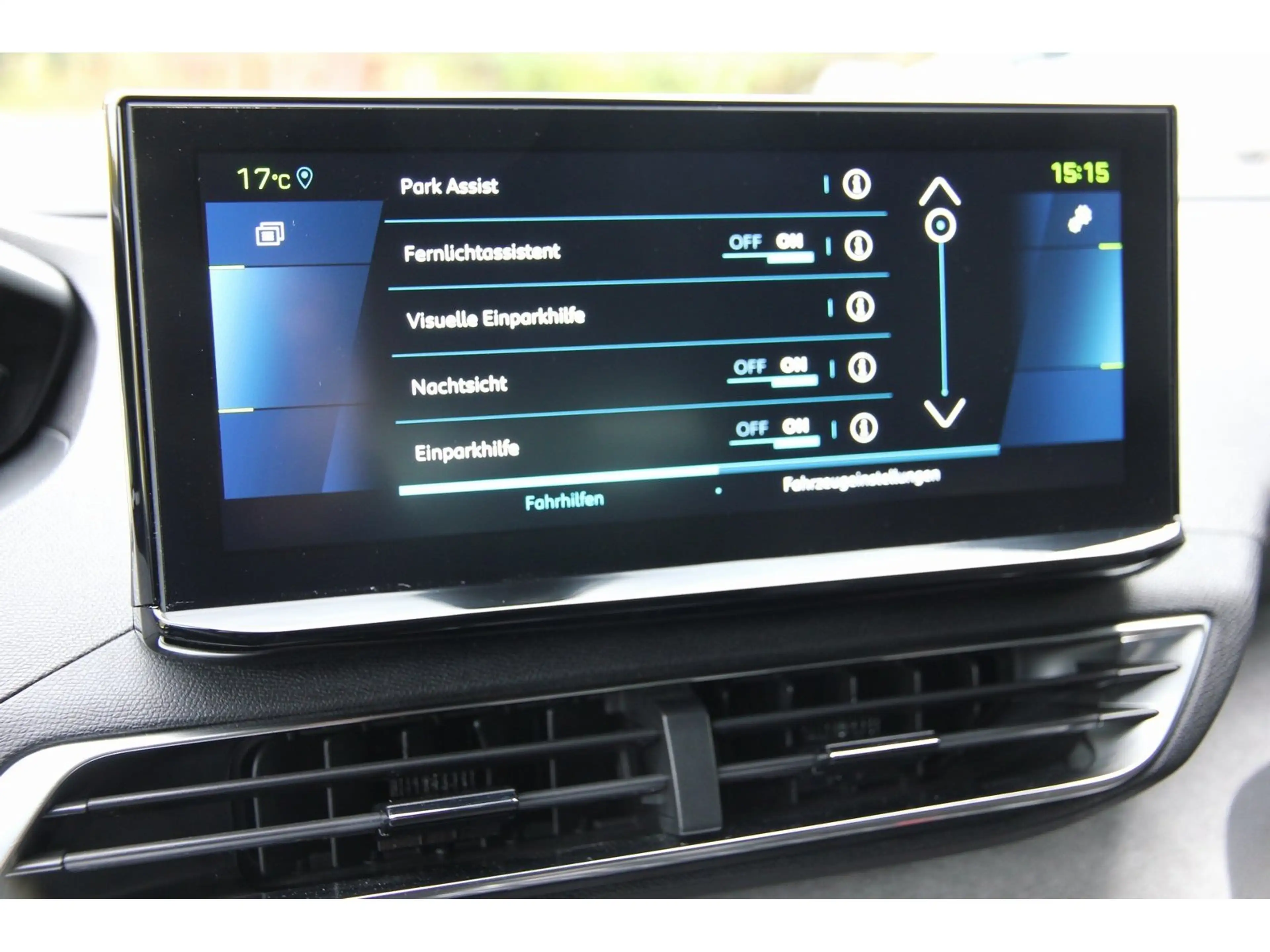 Peugeot 3008 GT Pack Hybrid4 300 Night Vision Focal — photo 26
