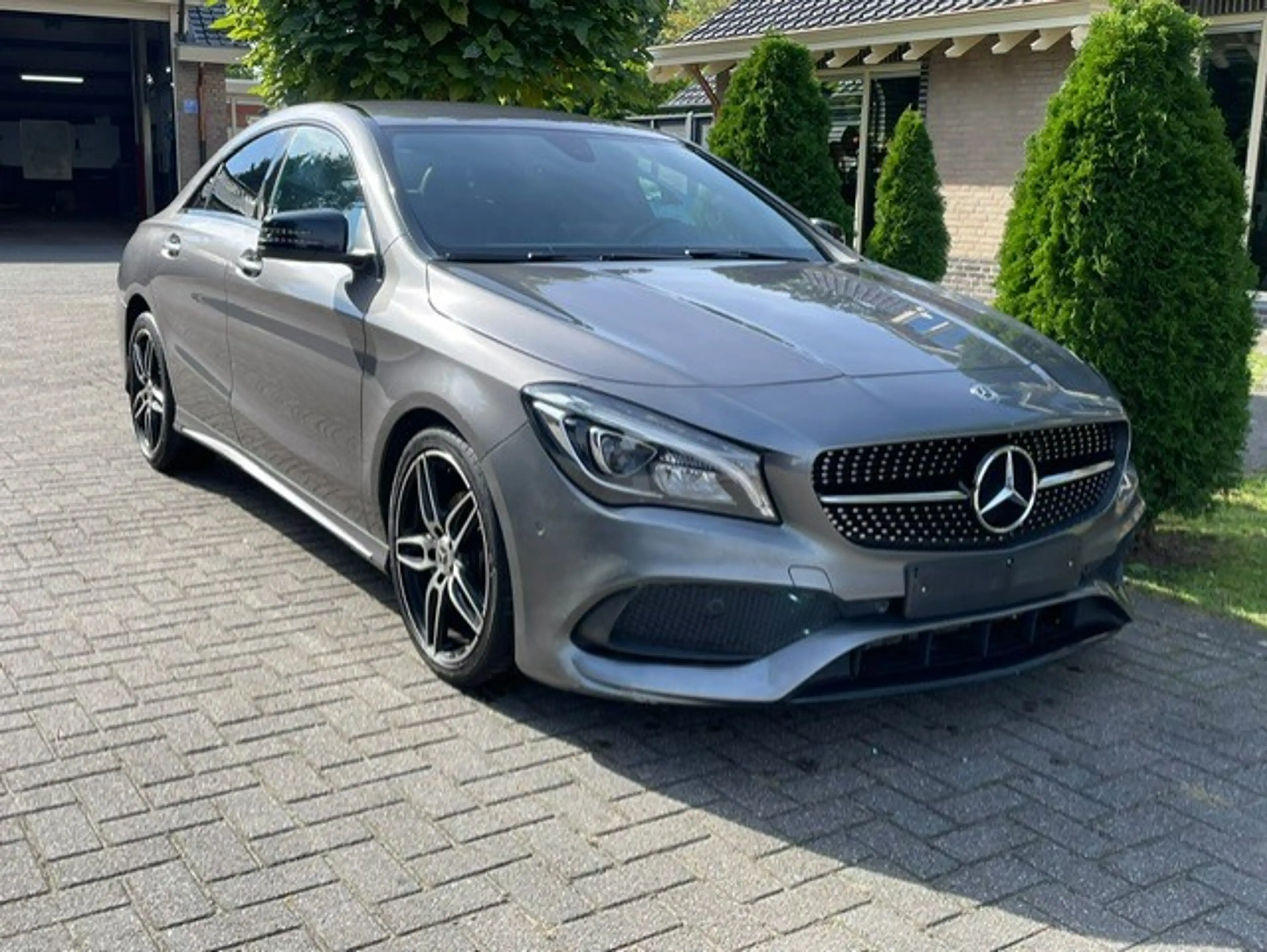 Mercedes-Benz CLA 180 AMG LINE MOTOR DEFECT NAVI PDC — photo 4