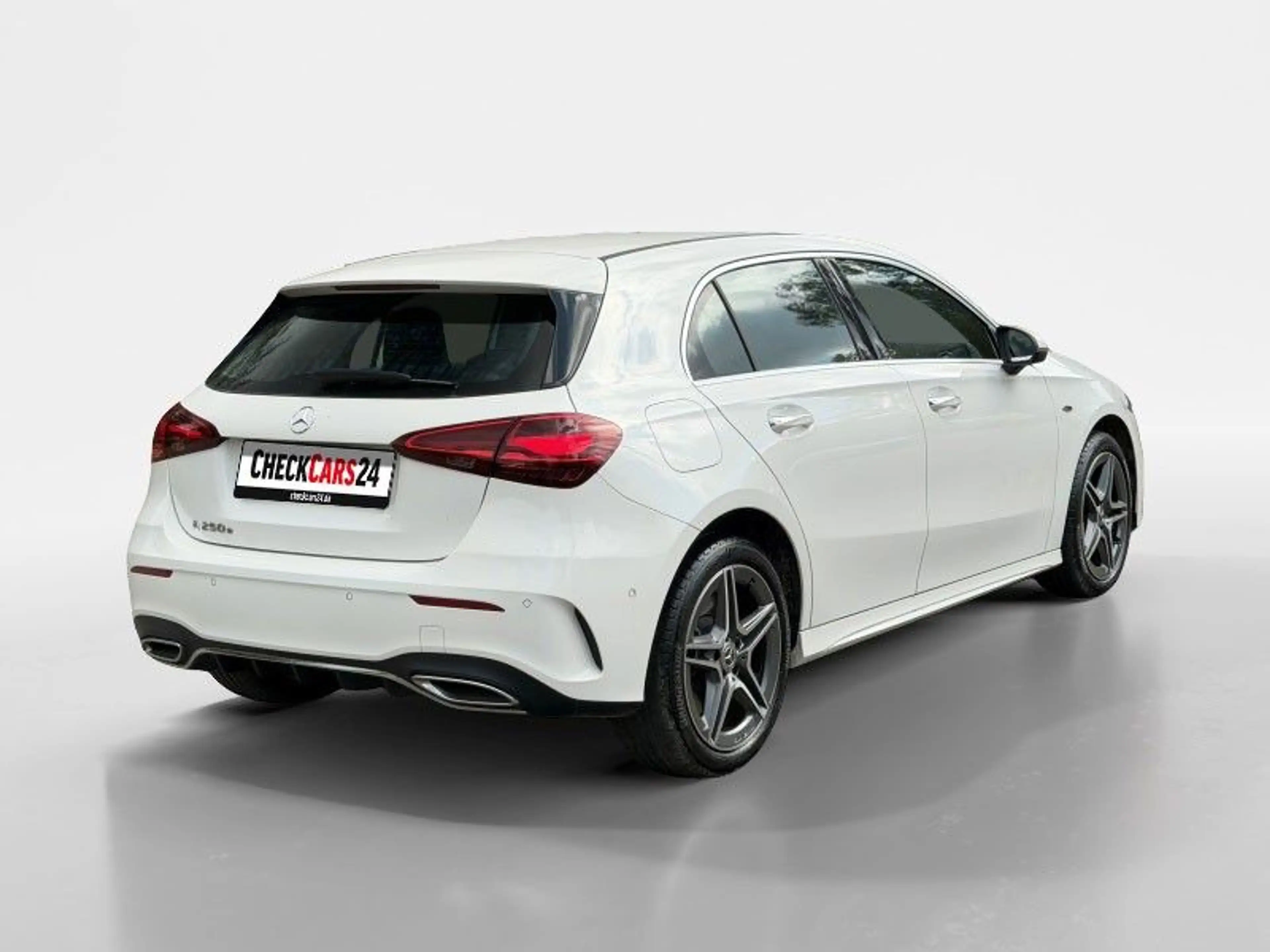 Mercedes-Benz A 250 A A 250 e — photo 8