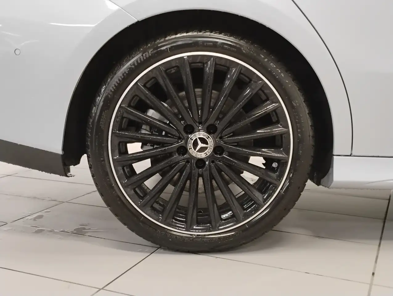 Mercedes-Benz CLA снимка Mercedes-Benz CLA