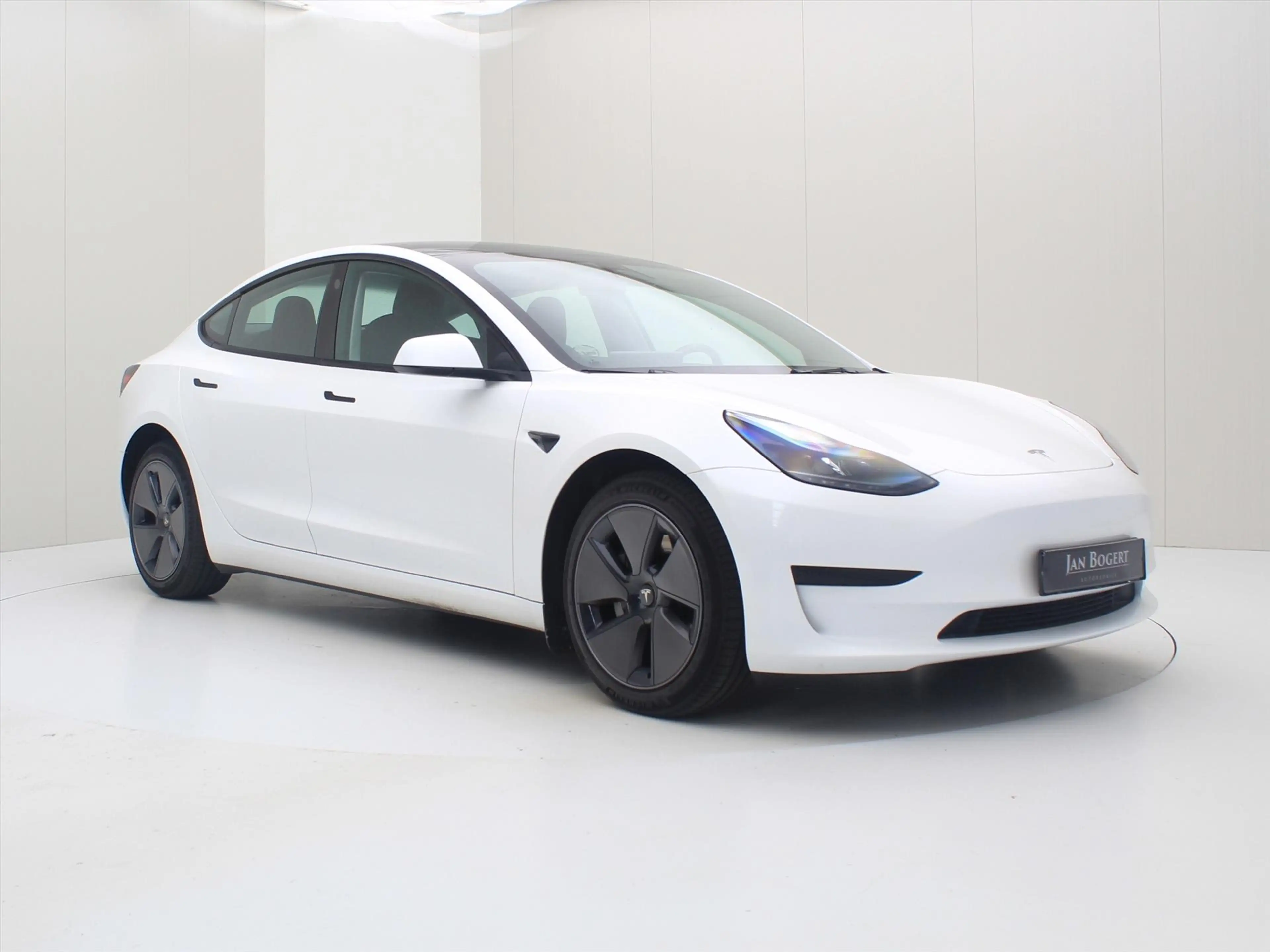 Tesla Model 3 Standard RWD Plus UPGRADE 94,1% SoH [ LFP-ACCU+WAR — photo 5