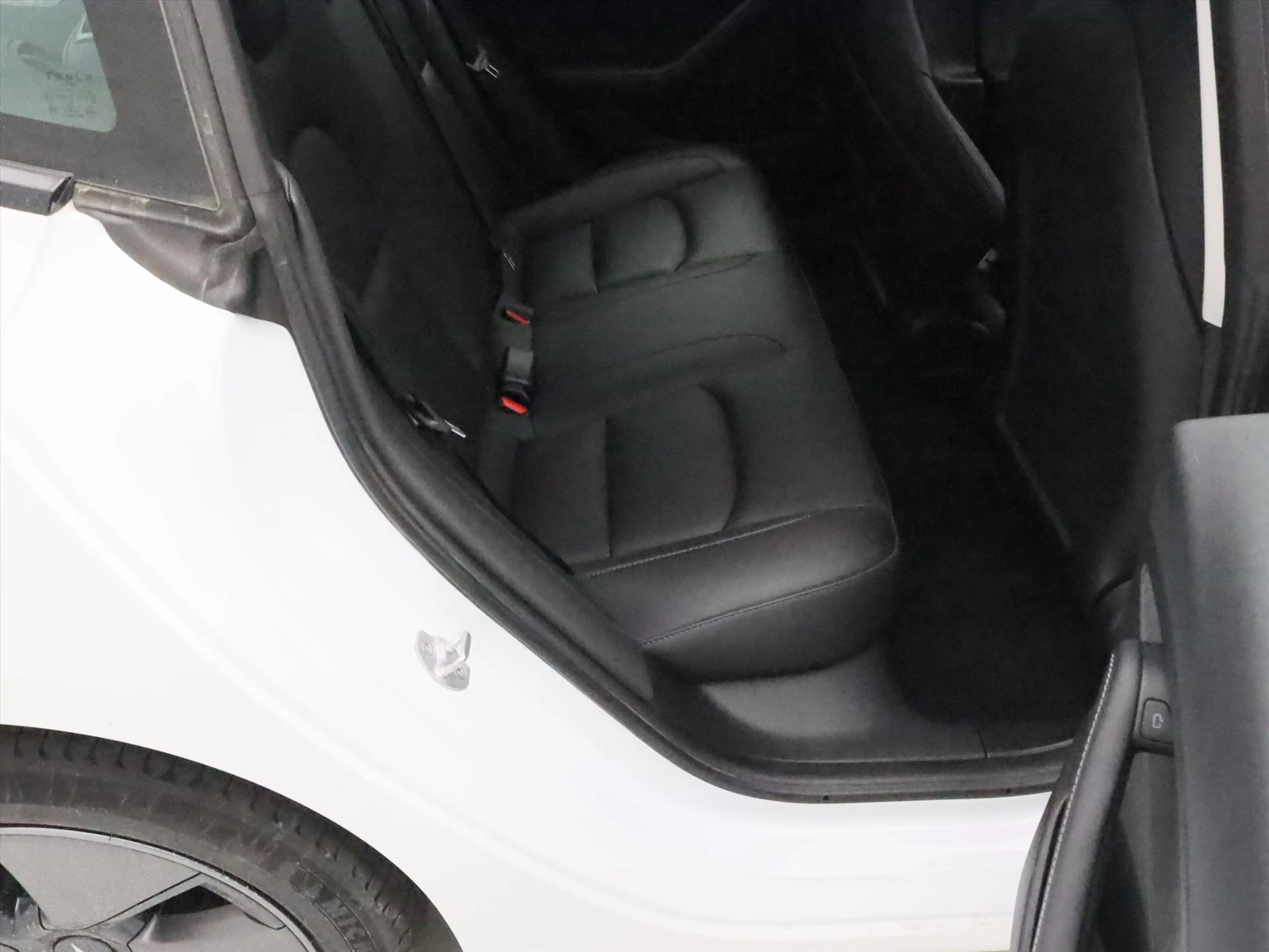 Tesla Model 3 Standard RWD Plus UPGRADE 94,1% SoH [ LFP-ACCU+WAR — photo 15