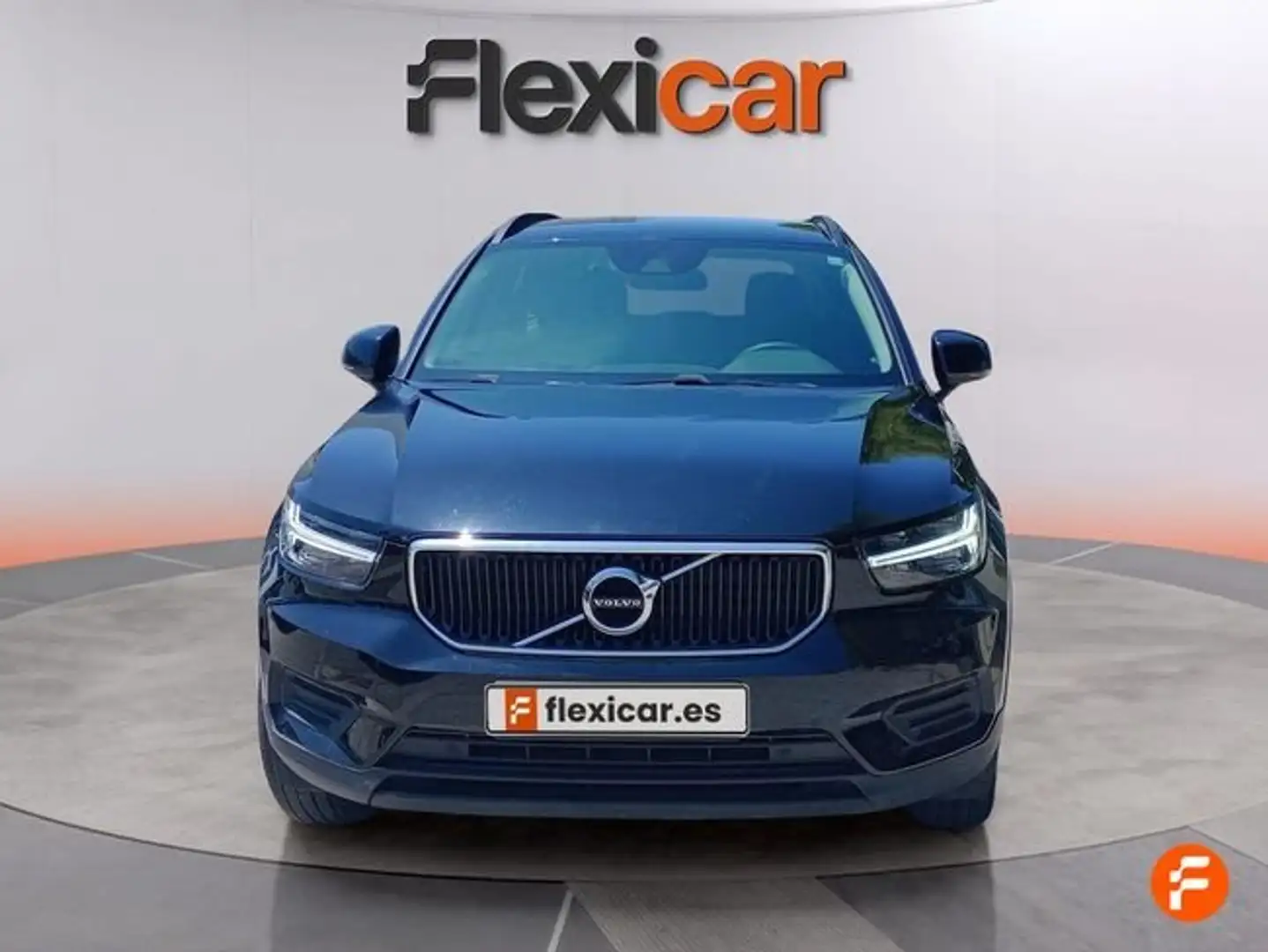 Volvo XC40 T2 Inscription Aut. Blanco - 2