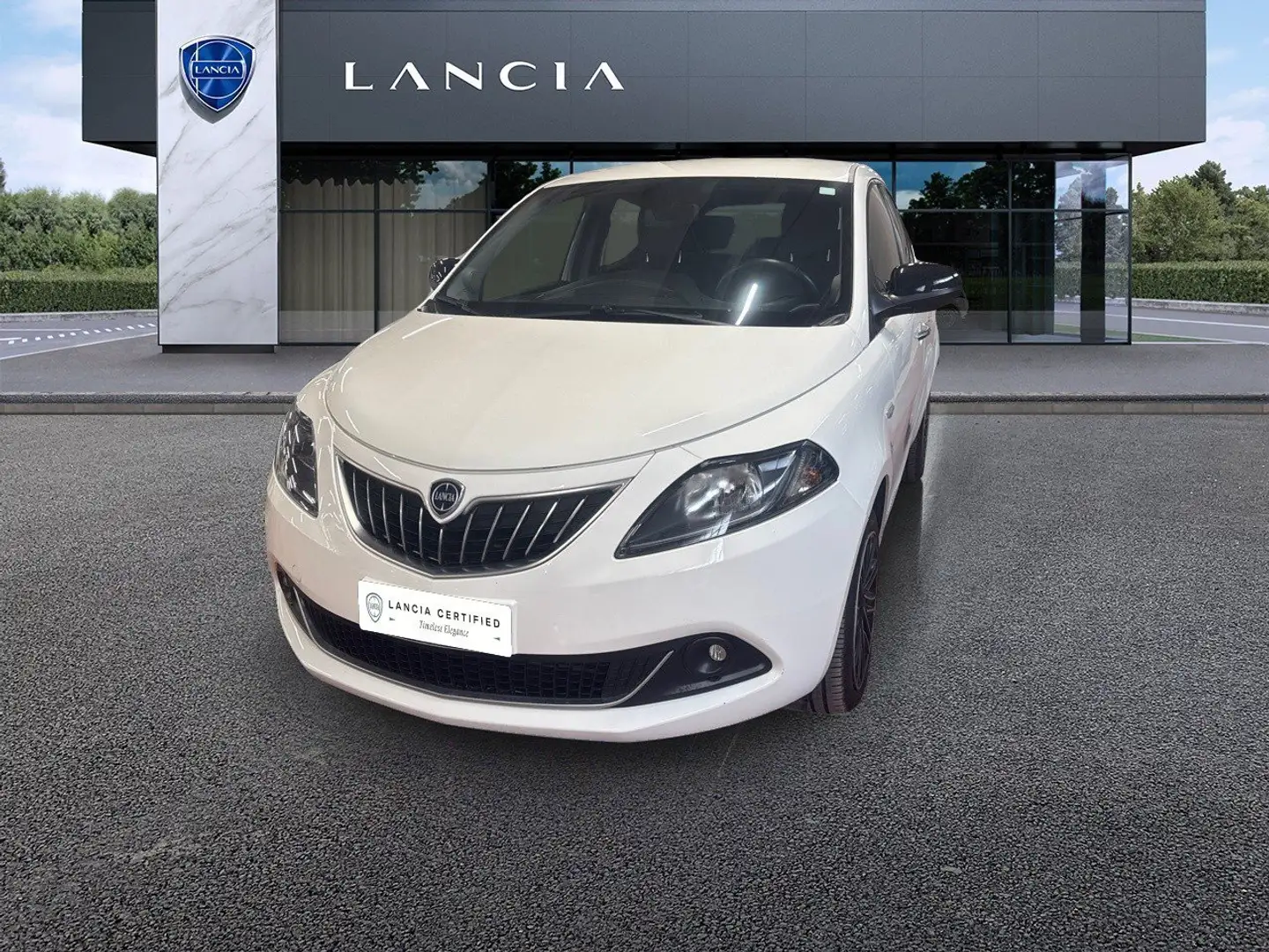 Lancia Ypsilon 1.0 FireFly 70cv Hybrid Gold Blanco - 1