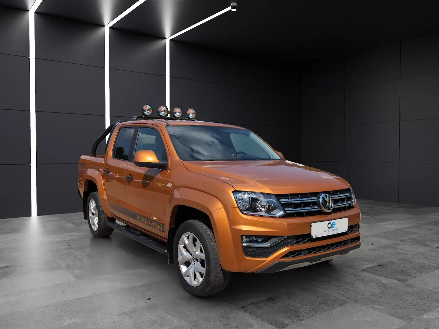 Volkswagen Amarok Canyon DC 4M *Diffsprerre*AHK*KAM*Navi* Oranje - 2