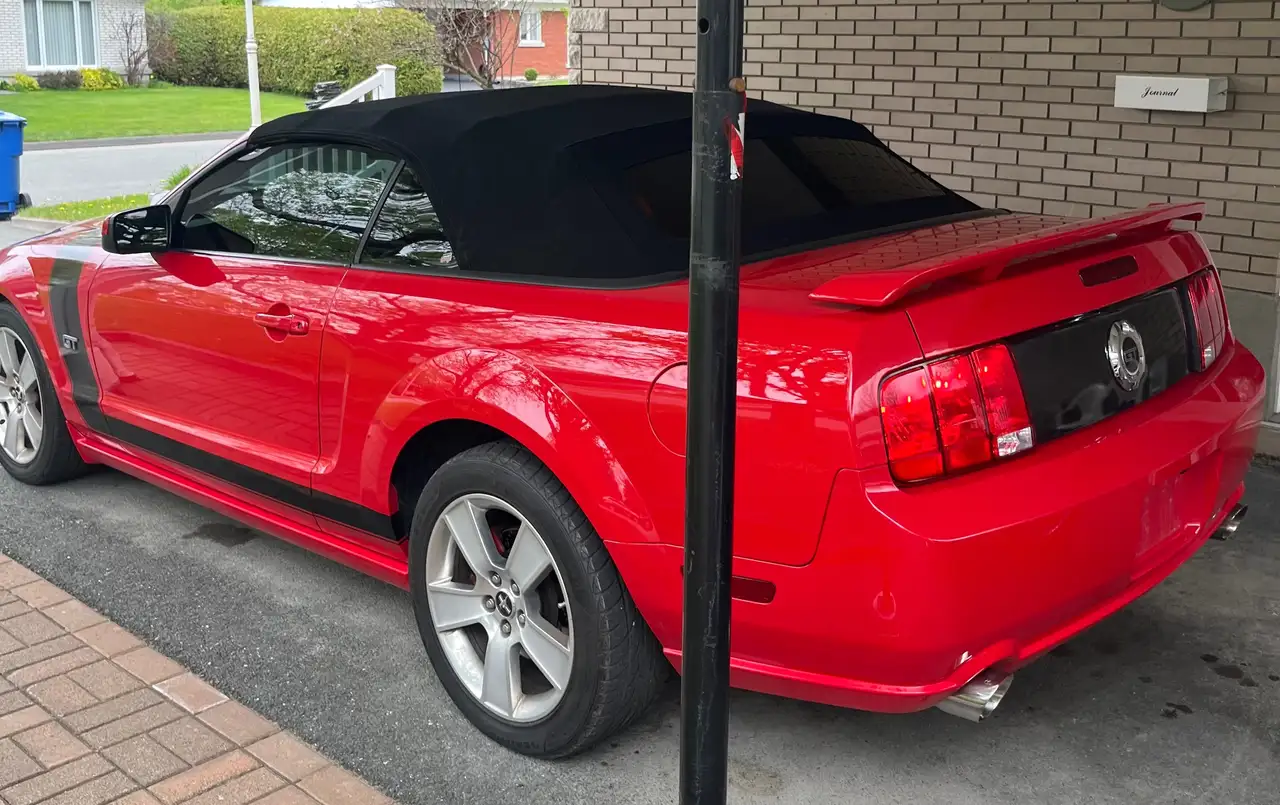 Ford Mustang снимка Ford Mustang