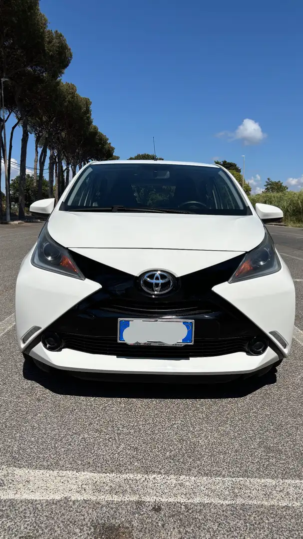 Toyota Aygo 5p 1.0 x-wave m-mt - 1