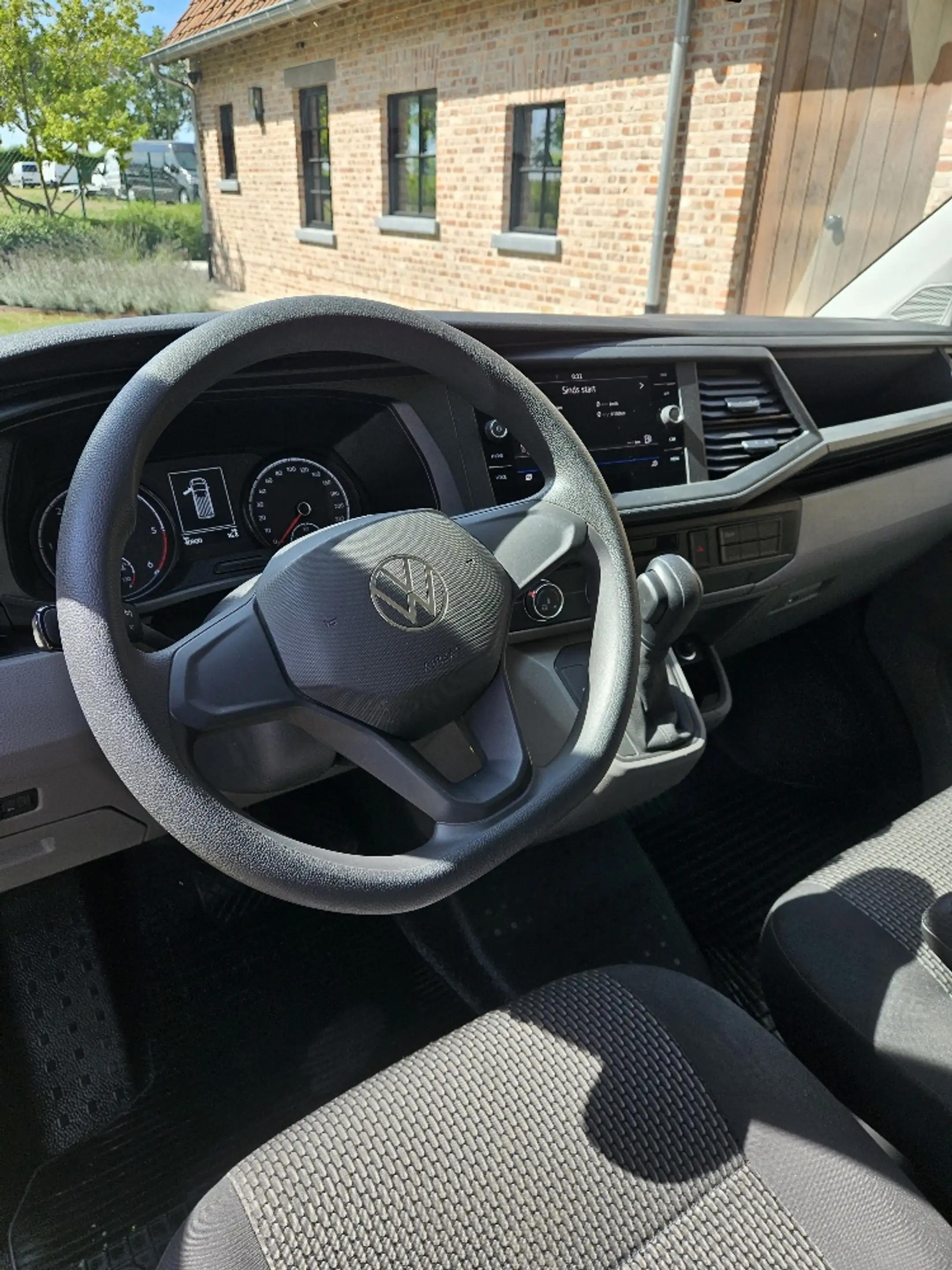 Volkswagen T6.1 Transporter 2.0 TDI DSG DUBBELE CABINE EDITION ONE — photo 15