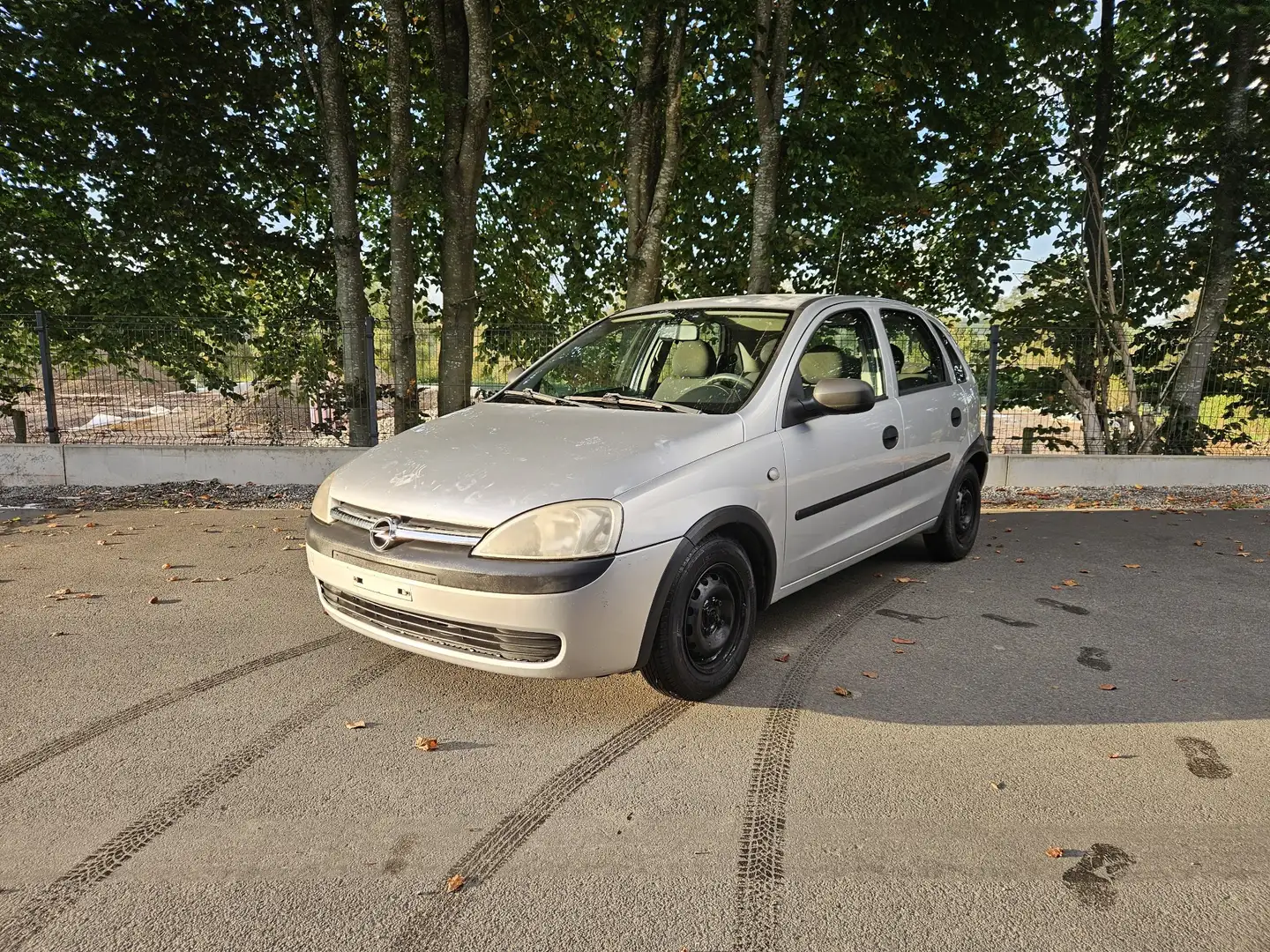 Opel Corsa 1.2i XE 16v Comfort - 1