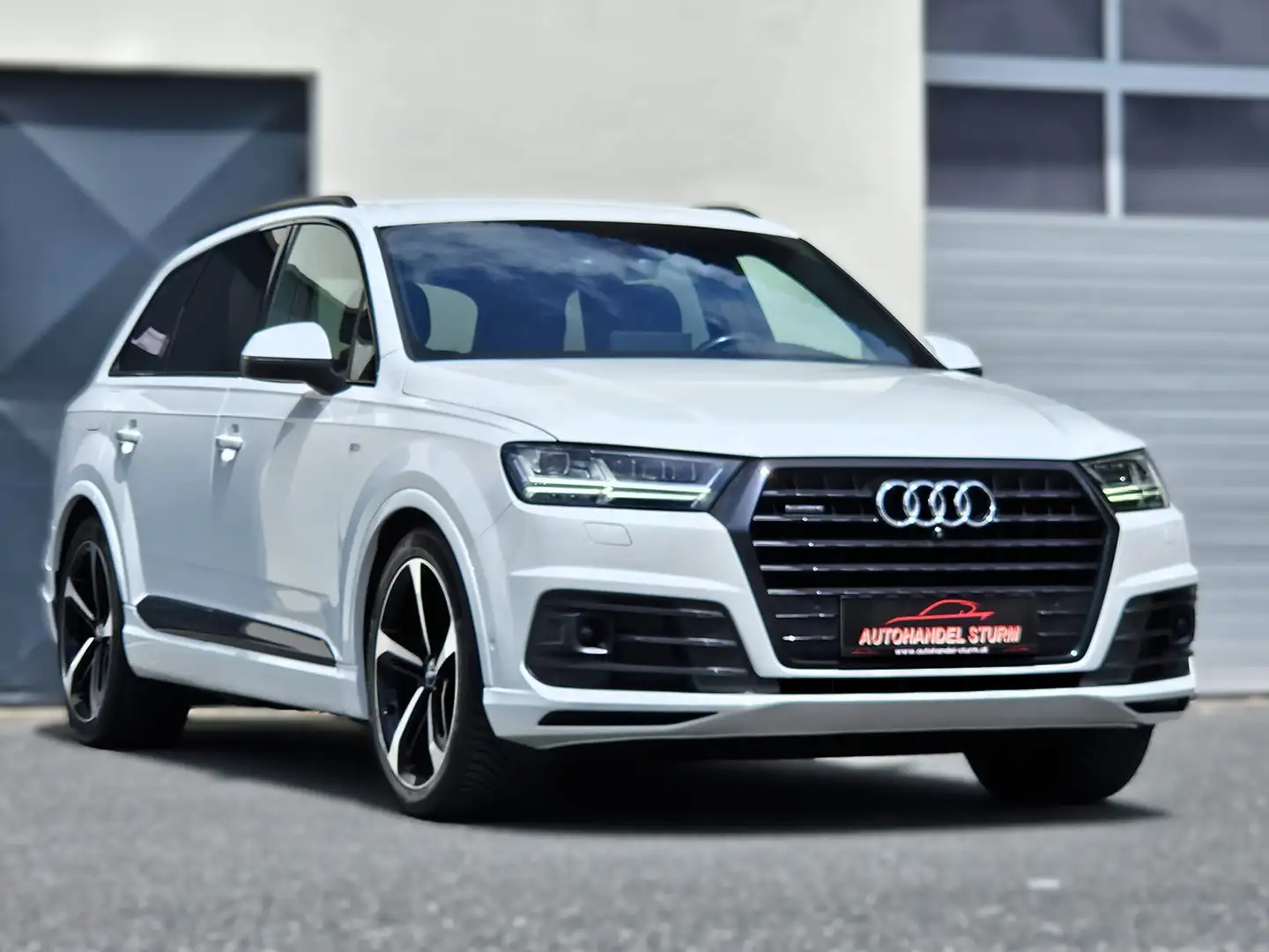 Audi Q7 3,0 TDI quattro S-line black Tip *Matrix*Luft*AHK* Білий - 1