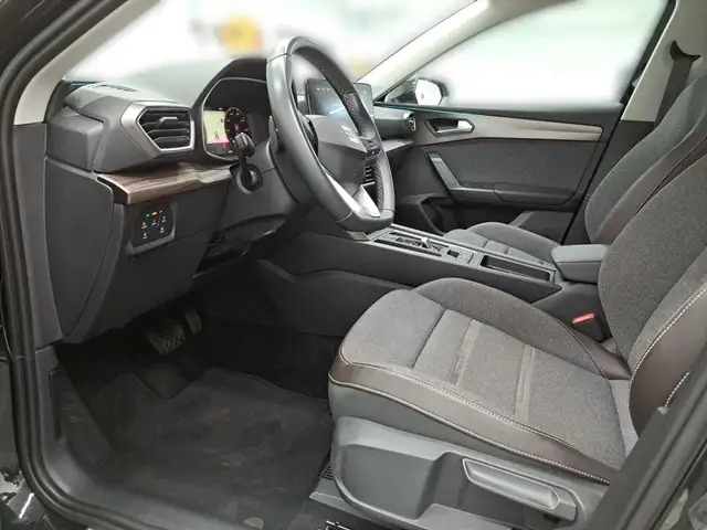 Seat Leon view 8