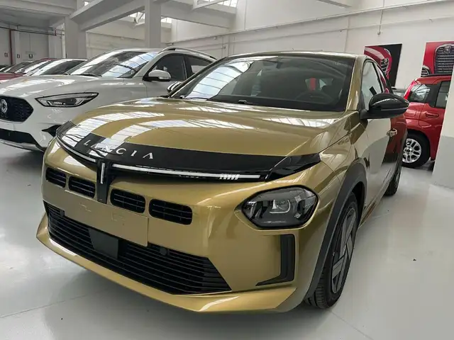 Lancia Ypsilon Ypsilon Hybrid e-DCT