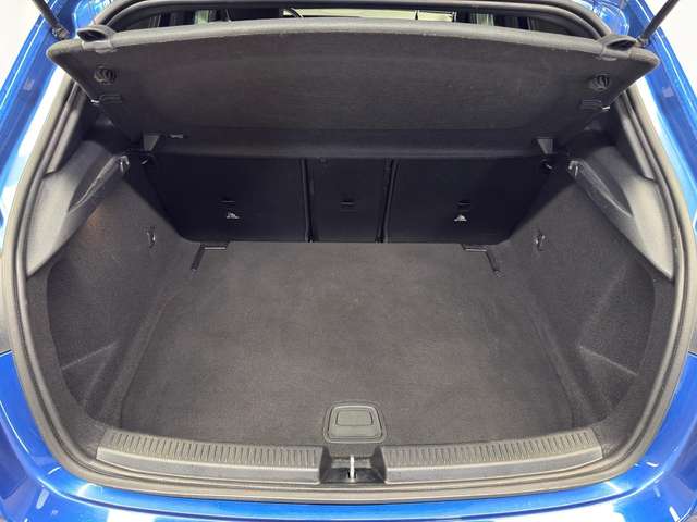 Mercedes-Benz A 180 — photo 16