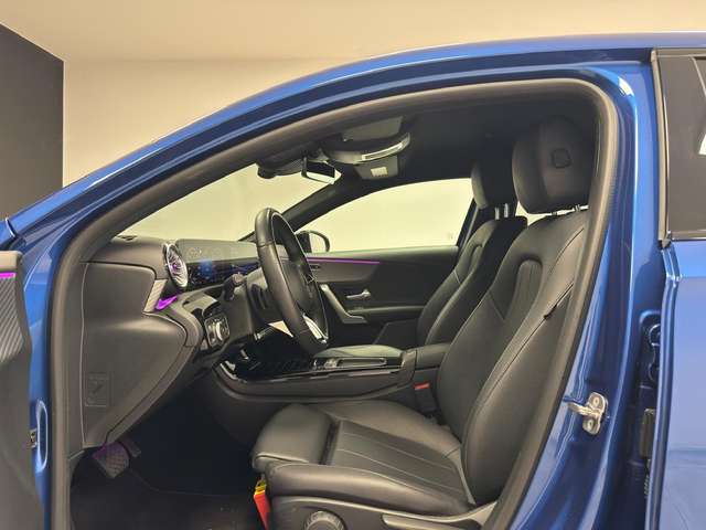 Mercedes-Benz A 180 — photo 11